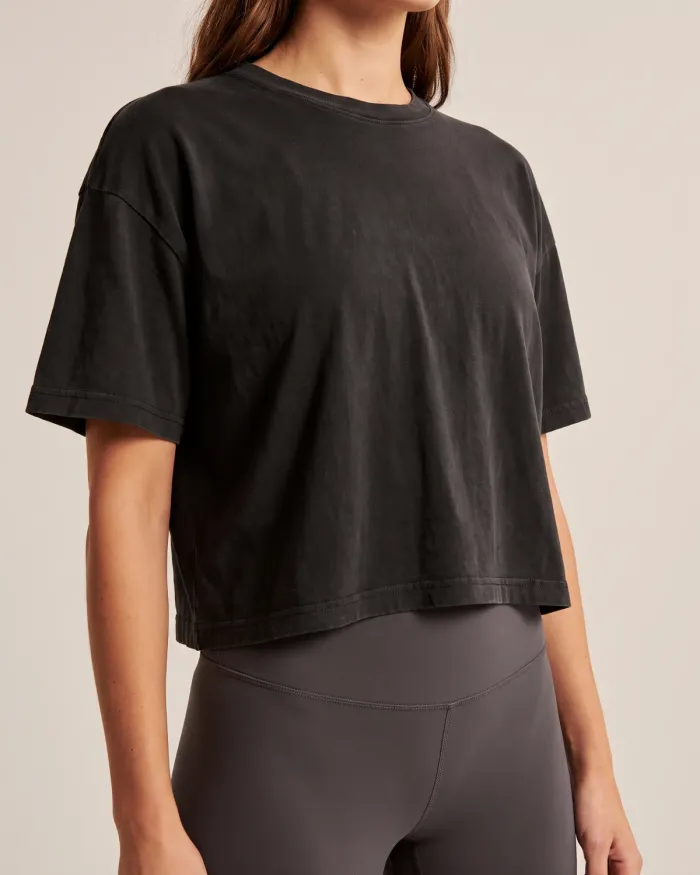 Studio Crop Tee